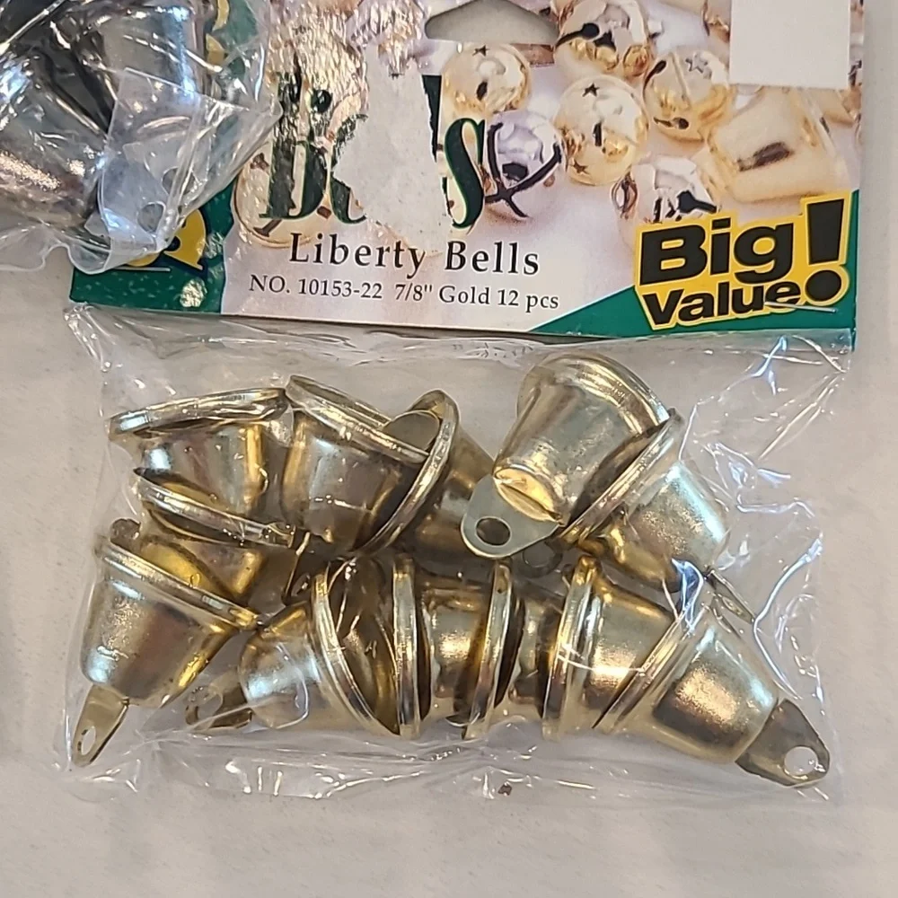 Darice Liberty Bells Silver and Gold Set